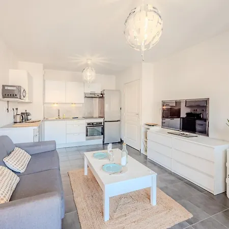 Le Neroli T2 Dernier Etage Avec Terrasse Et Garage Apartment Toulon Exterior photo