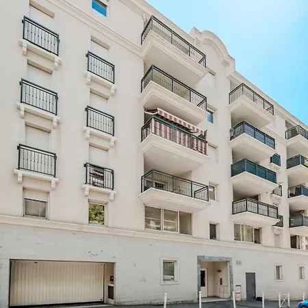 Le Neroli T2 Dernier Etage Avec Terrasse Et Garage Apartment Toulon Exterior photo