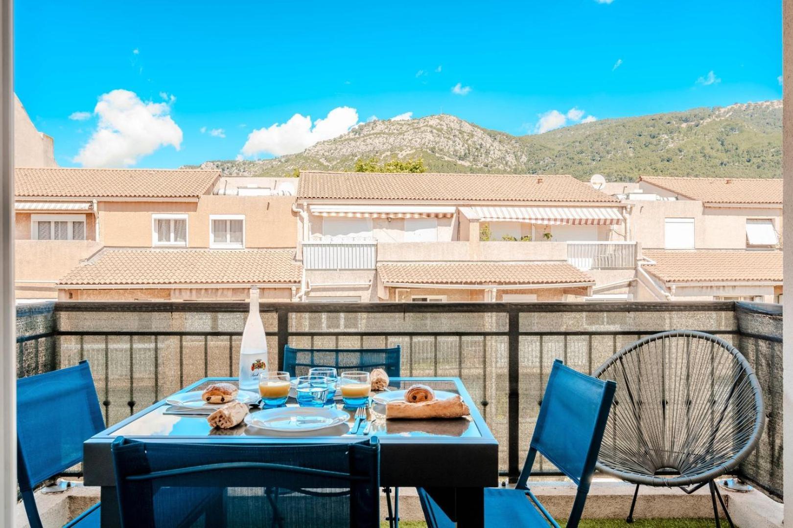 Le Neroli T2 Dernier Etage Avec Terrasse Et Garage Toulon